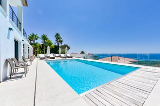 Maison en Altea la Vella. Amplia casa totalmente reformada con 6 dormitorios, 5 baos, pis