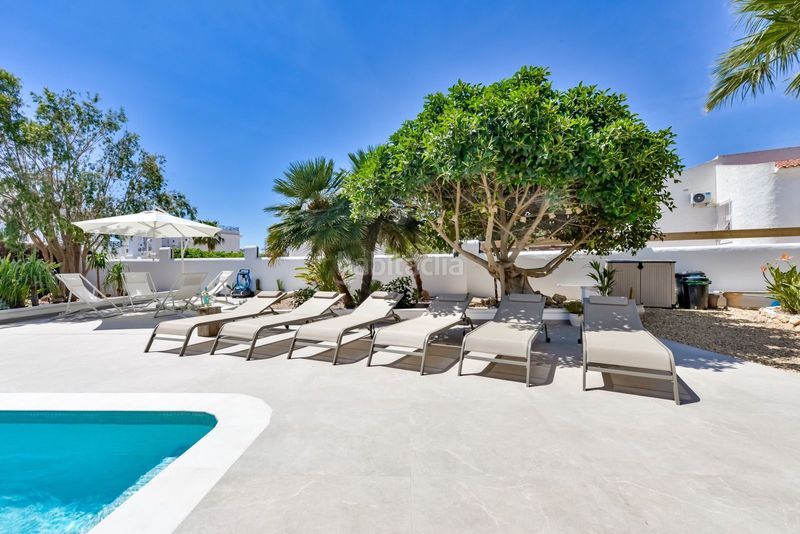 Foto 267c2625-eacd-4eb3-b0f1-1ec39dd04f8d. Casa amb calefacció piscina a El Tossal-Bello Horizonte Nucia (la)