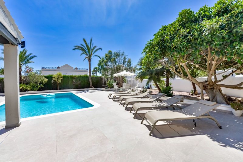 Foto 27376d54-43ad-4be9-b2f6-2b3b670c9536. Casa amb calefacció piscina a El Tossal-Bello Horizonte Nucia (la)