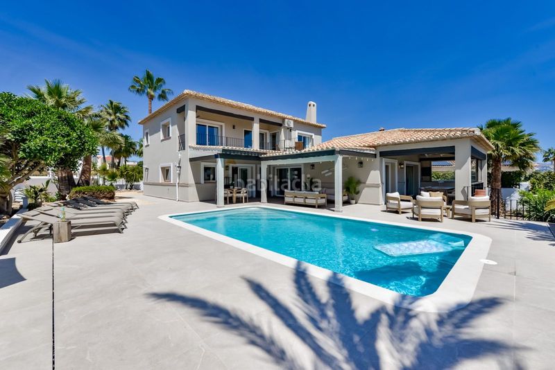 Foto 6082fe54-a1e2-43bb-8c3e-52a5c824193c. Casa amb calefacció piscina a El Tossal-Bello Horizonte Nucia (la)