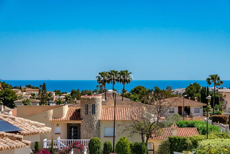 Foto 830af454-7607-41e0-9272-db3aea2a500f. Casa amb calefacció piscina a El Tossal-Bello Horizonte Nucia (la)