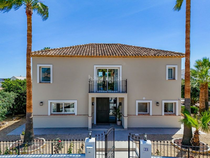 Foto 9e10a4b4-a61e-4de7-a333-7f5117670240. Casa amb calefacció piscina a El Tossal-Bello Horizonte Nucia (la)