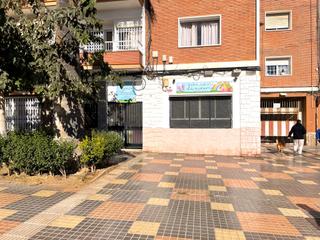 Local commercial à Avenida de américa 11