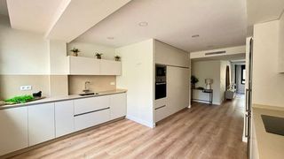 Pis a Calle ángel bruna 26. Descubre una oportunidad única de vivir en una de las zonas más