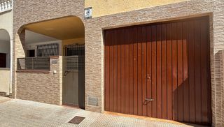 Reihenhaus in Calle bonanza 25
