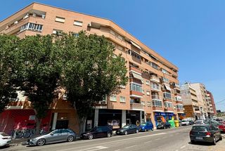 Flat in Avenida pintor portela 13