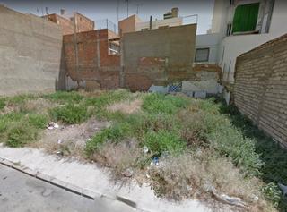 Terreno residenziale in Calle sevilla 10. Solar en venta en aguilas.