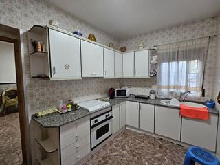 Casa en Casco Antiguo. Casa en venta en aguilas, 6 dormitorios.
