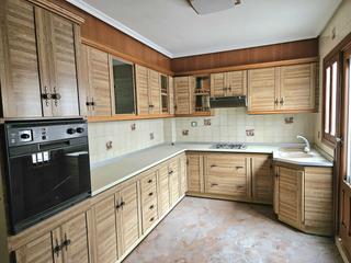 Pis  Manuel azaa. Piso en venta en los poyetes, 4 dormitorios.