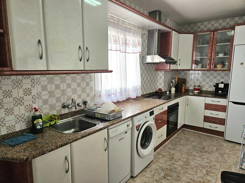 Foto 760c84c6-75eb-4cdd-9706-18b8415f2691. Alquiler piso  en alquiler en centro, 3 dormitorios. en Águilas