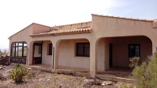 Xalet a Tébar - Los Arejos. Chalet en venta en entrada de águilas, 4 dormitorios.