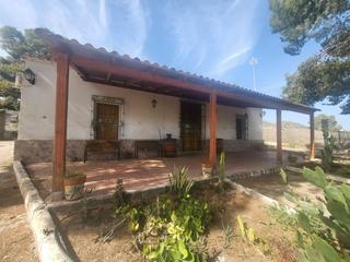 Mas à Los Collados-Los Geraneos. Finca en venta en mercado, 4 dormitorios.