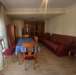 Piso en Casco Antiguo. Piso en venta en avda juan carlos i, 3 dormitorios.