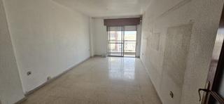 Pis  Ciclista julián hdez. zaragoza. Piso en venta en entrada de águilas, 4 dormitorios.