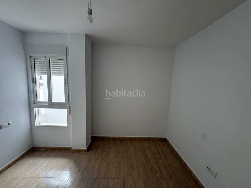 Foto 6fe2c1fa-2bcb-4a8a-9e73-1c25986c7604. Pis a Casco Antiguo Águilas