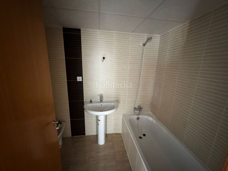 Foto 7aa25453-e827-4c63-a476-4fed6db86f57. Pis a Casco Antiguo Águilas