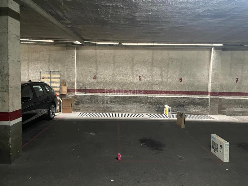 Foto 2e2ce4b4-a8a9-4a6e-92d0-9e2d2f41439b. Alquiler parking coche pàrquing lloguer Poble Sec en Igualada