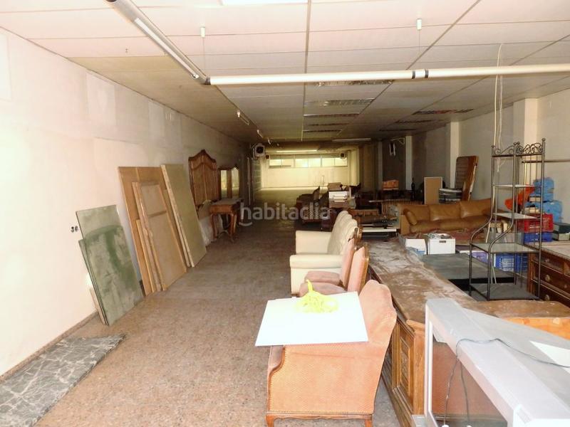 Foto eede29ff-8840-4e3e-8e1b-cd493229fc19. Location local commercial dans Poble Sec Igualada