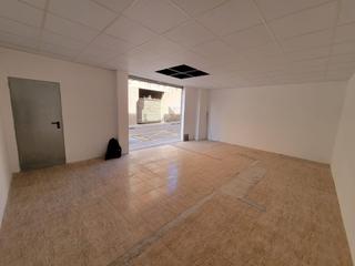 Aparcament cotxe a Centre. Garatge privat al centre en venda