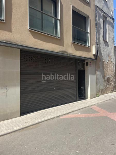 Foto 695b302a-36a5-4b35-b1d8-6aba2f7cd11e. Lloguer local comercial a Centre Igualada