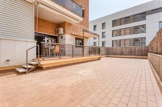 Ground floor  Paseo verdaguer. Magnífica planta baixa al passeig verdaguer
