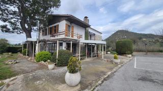 Maison à Castellolí. Habitatge amb possibilitat de negoci al costat a2