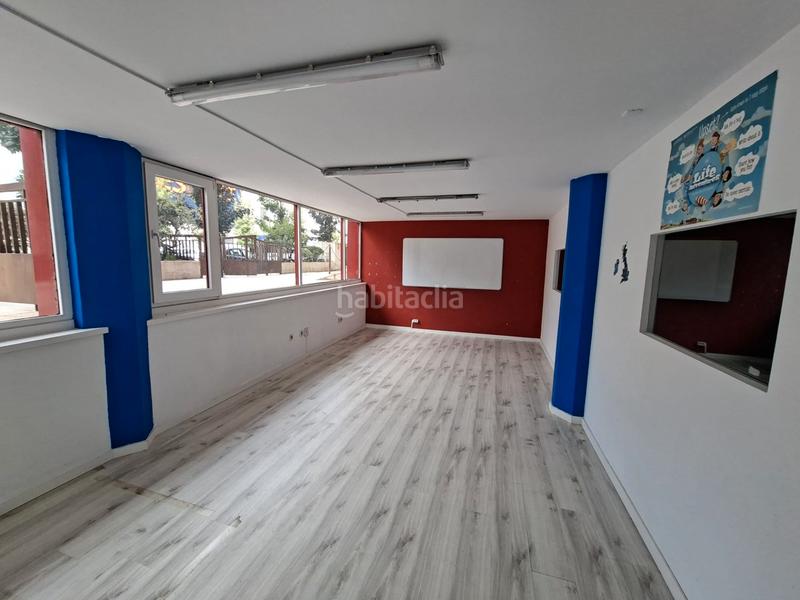 Foto d6e645c4-5f59-4173-bb67-6d0d62028d9d. Alquiler local comercial en avinguda barcelona 148 148 local comercial frente esclat en Igualada