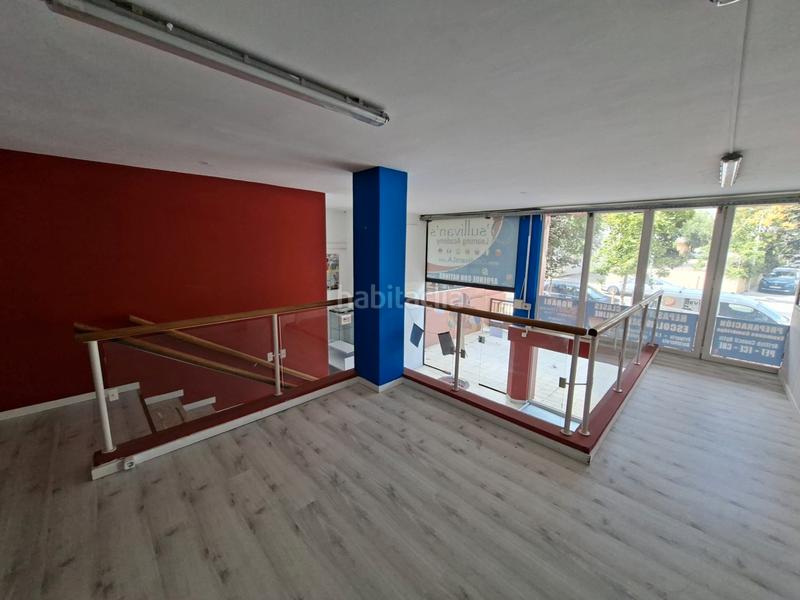 Foto e3253e0f-01de-4056-b9aa-bcb5f213cad4. Alquiler local comercial en avinguda barcelona 148 148 local comercial frente esclat en Igualada