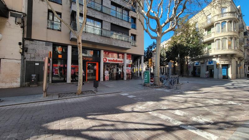 Foto 1792d938-a580-4b66-92b5-236e58fcef07. Lloguer local comercial a Centre Igualada
