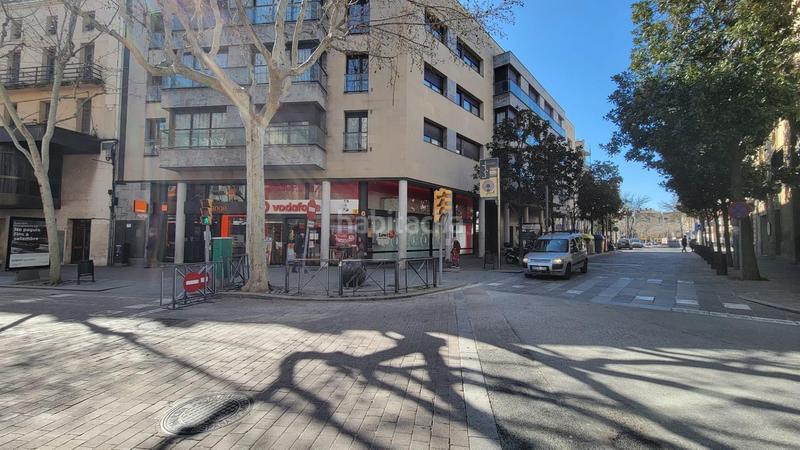Foto 24d41419-e9eb-40bd-8bc3-4a7352d4fc42. Location local commercial dans Centre Igualada