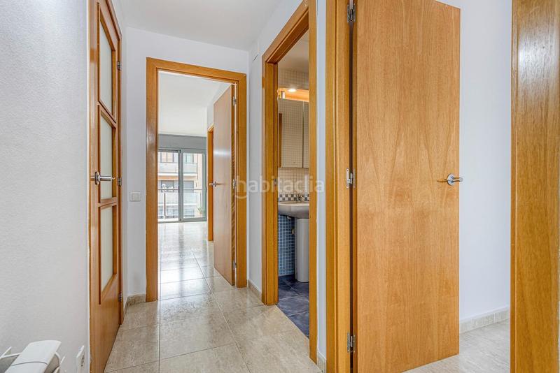 Foto e28165e0-79ac-434a-af22-0c06835702f9. Flat with heating parking in Llevant Igualada
