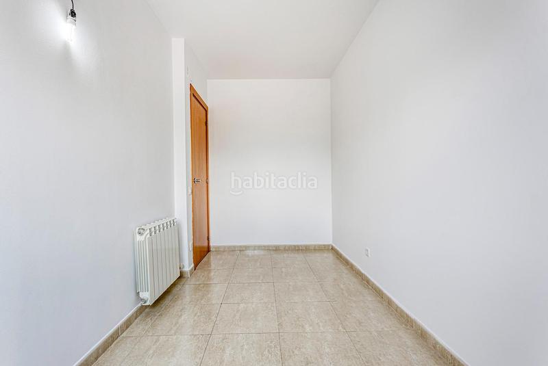 Foto e47a476d-8221-4c4d-9fb1-df14dd0836b9. Flat with heating parking in Llevant Igualada