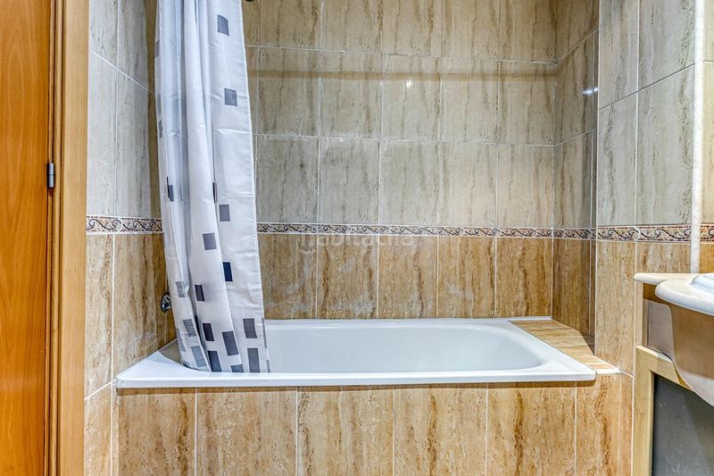 Foto 80dacf5e-b679-4e70-9171-a0c3484f16c4. Dúplex amb calefacció aparcament a Vilanova del Camí