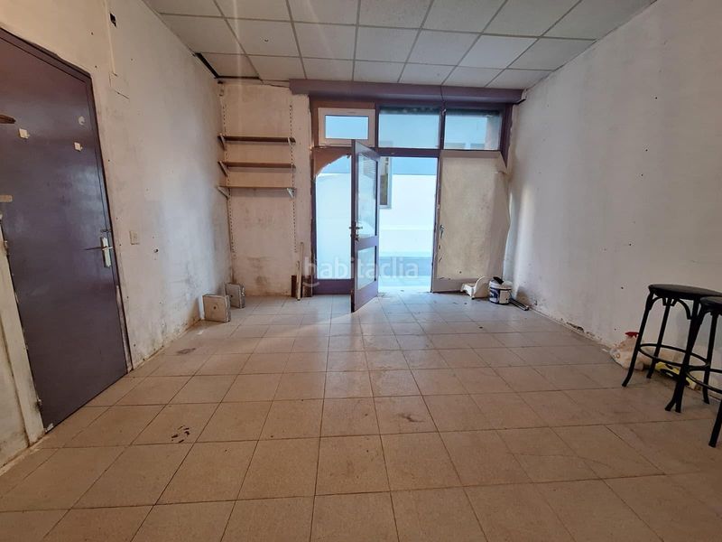Foto b0496679-3c2d-4653-985b-7ee2b7c0fcd5. Local comercial a Centre Igualada