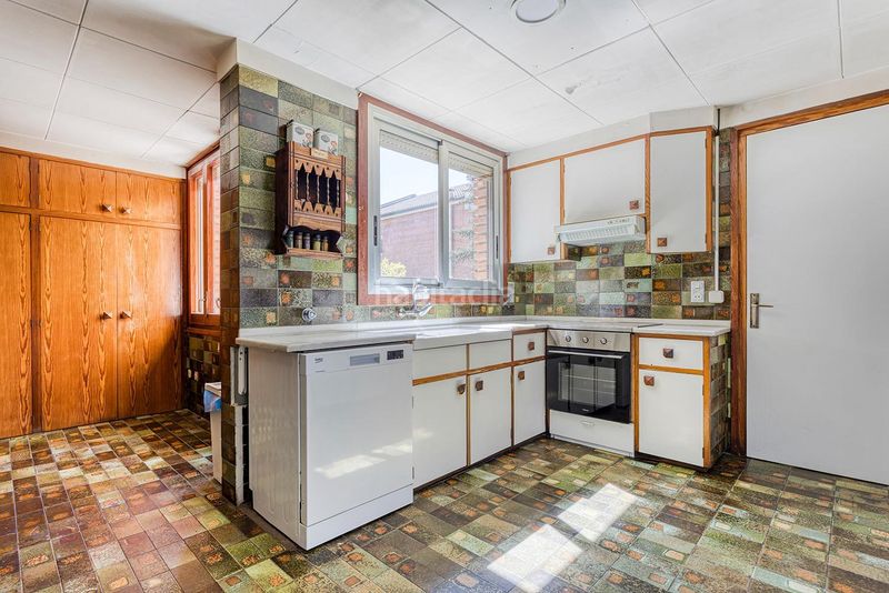 Foto 20ee8e67-5d23-4931-8541-6143d67e1ef4. Xalet amb aparcament piscina a Ponent - Set Camins Igualada