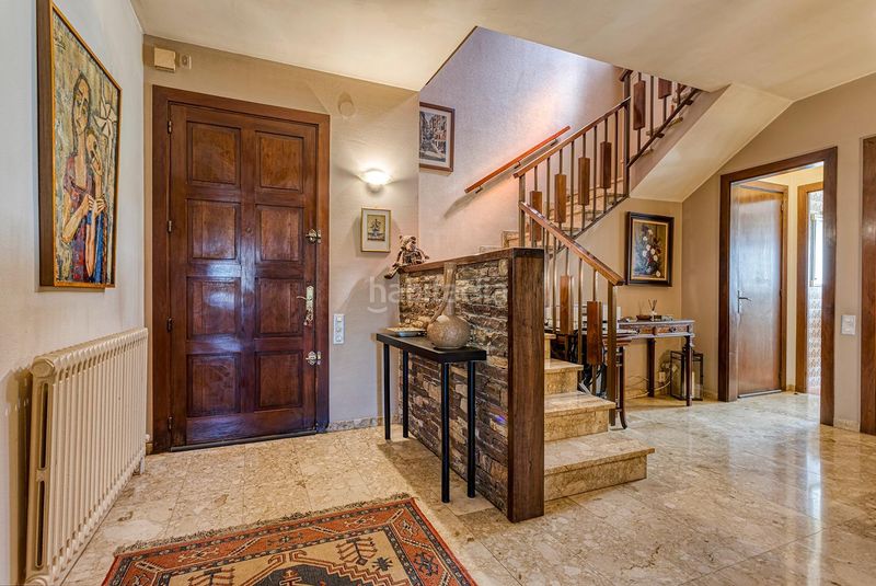 Foto e77b09a7-2d5e-4a82-a274-5071bdd25f7d. Xalet amb aparcament piscina a Ponent - Set Camins Igualada