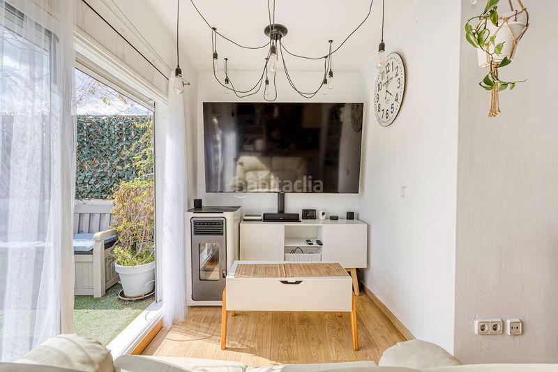 Foto 9ddd8b8e-687b-4298-b1d8-6a7d75f6c9ff. Pis a Centre Igualada