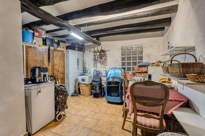Foto a103dee5-f297-417d-95f6-c7f3af5cc8f0. Casa adossada a Montmaneu