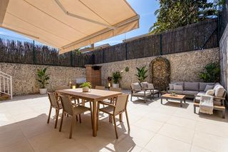 Chalet in Les Comes. Xalet a tres vents a les comes ii digualada  espai, llum i quali