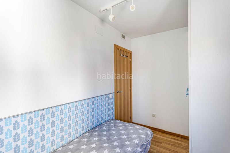 Foto 5c09b1fd-b63f-431b-99eb-e5f3eca24a97. Apartament amb calefacció aparcament a Llevant Igualada