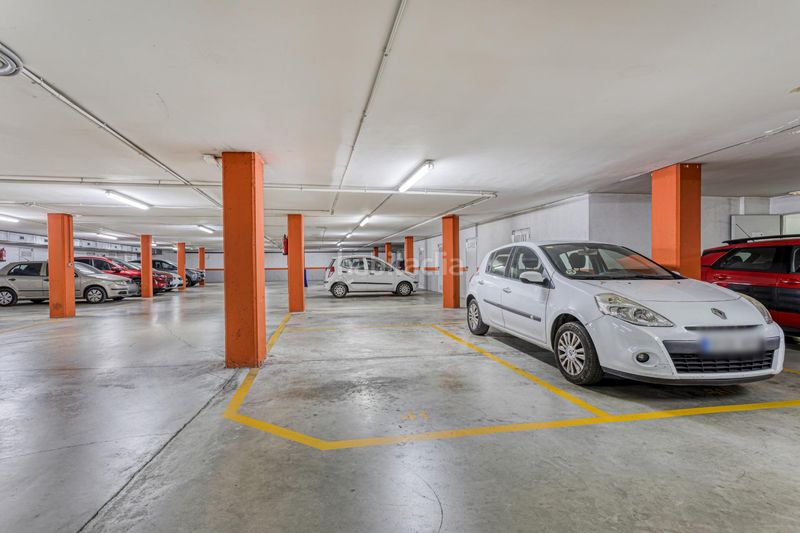 Foto 7ff7a328-9b82-4688-b62d-e2b10ca1c0ef. Apartament amb calefacció aparcament a Llevant Igualada