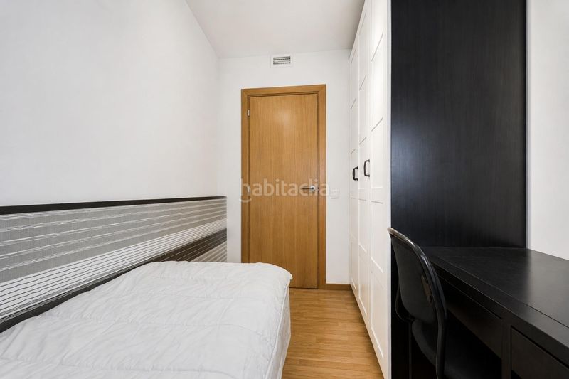Foto c87950a0-d438-4077-ab3a-910cfdf9117f. Apartament amb calefacció aparcament a Llevant Igualada