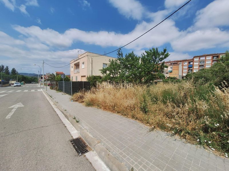 Foto be9ba46b-9dde-4a6b-89fd-975d390d0fe7. Wohngrundstück in Vilanova del Camí