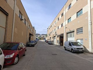 Rent Industrial building in Polígon Industrial. Nau industrial en lloguer al polígon digualada  430 m2