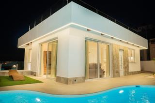 Chalet à Rojales. Preciosa villa con vistas al campo de golf la marquesa!