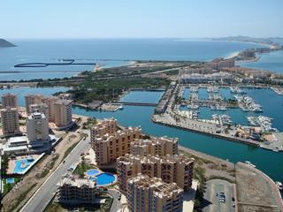 Apartamento en Tomás Maestre. Hermosos apartamentos con vistas al mar en la manga