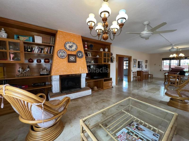 Foto 032090bf-a9d3-478d-bc9c-0b920099626f. Chalet in carrer carrer de baliza 1 in Cabo Roig Orihuela