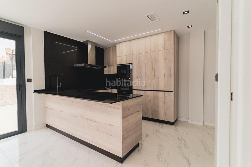 Foto 0f28c706-1b77-4987-890a-7099ed44c1b8. Chalet complejo residencial de nueva obra en punta prima en Orihuela