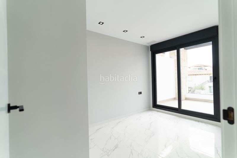 Foto 1f405adf-c644-46b0-ba55-329970c43dc5. Chalet complejo residencial de nueva obra en punta prima en Orihuela