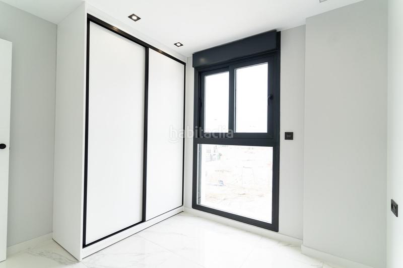 Foto ad11ae5c-c3ad-47e9-a7cb-3217d7c6b77c. Chalet complejo residencial de nueva obra en punta prima en Orihuela